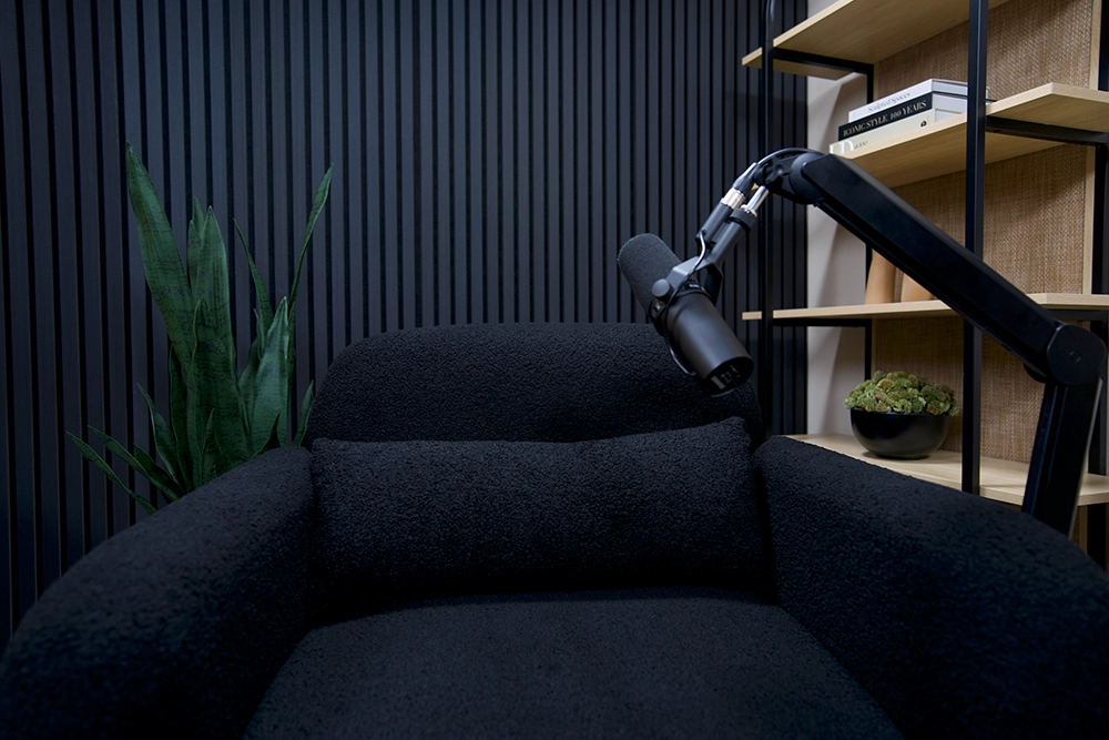 Signal House studio set